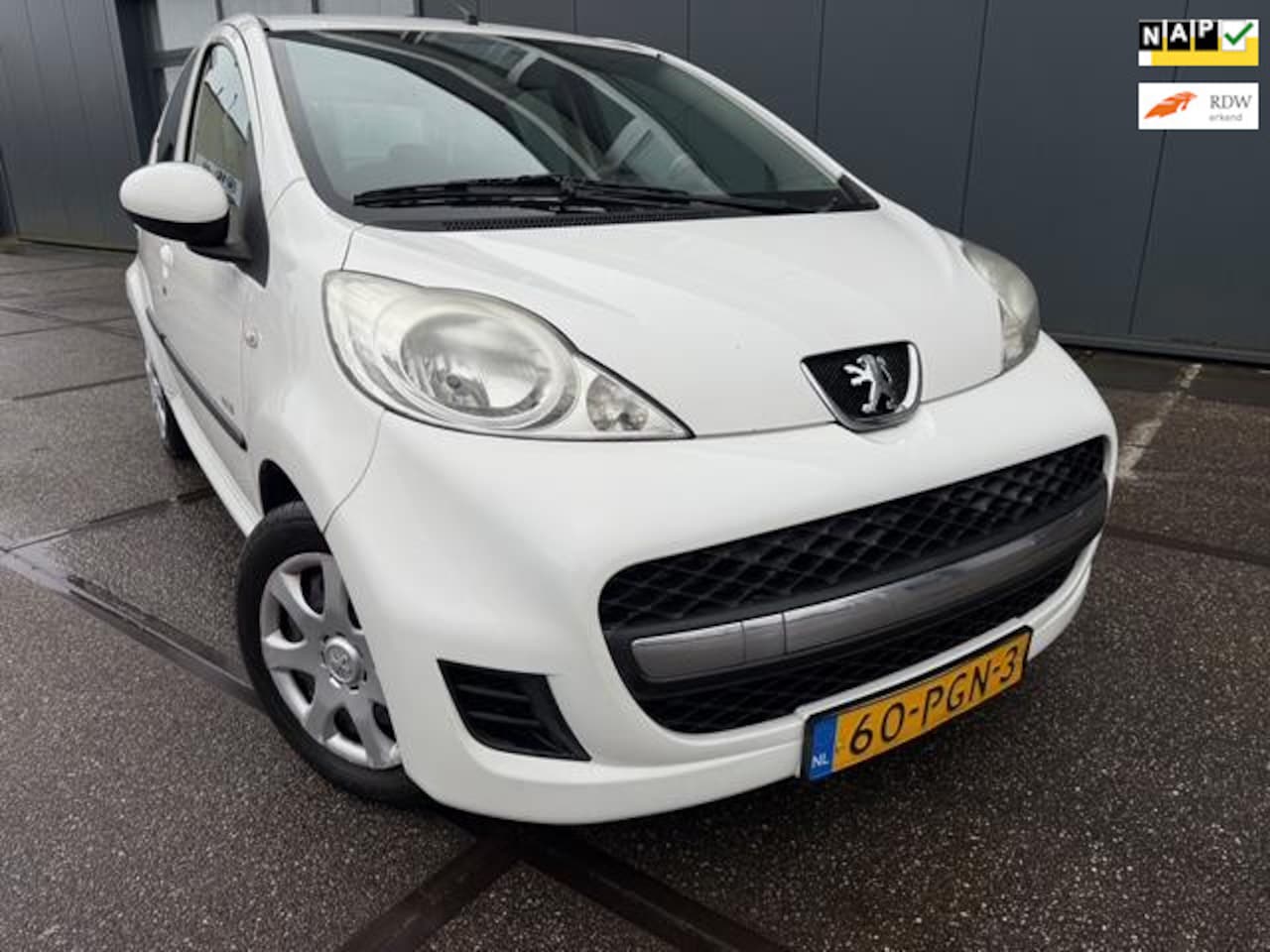 Peugeot 107 - 1.0-12V Millesim 200 - Airco - Elek ramen - Apk - AutoWereld.nl