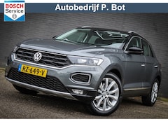 Volkswagen T-Roc - 1.5 TSI Sport /Panorama/Leer/Camera/Navi