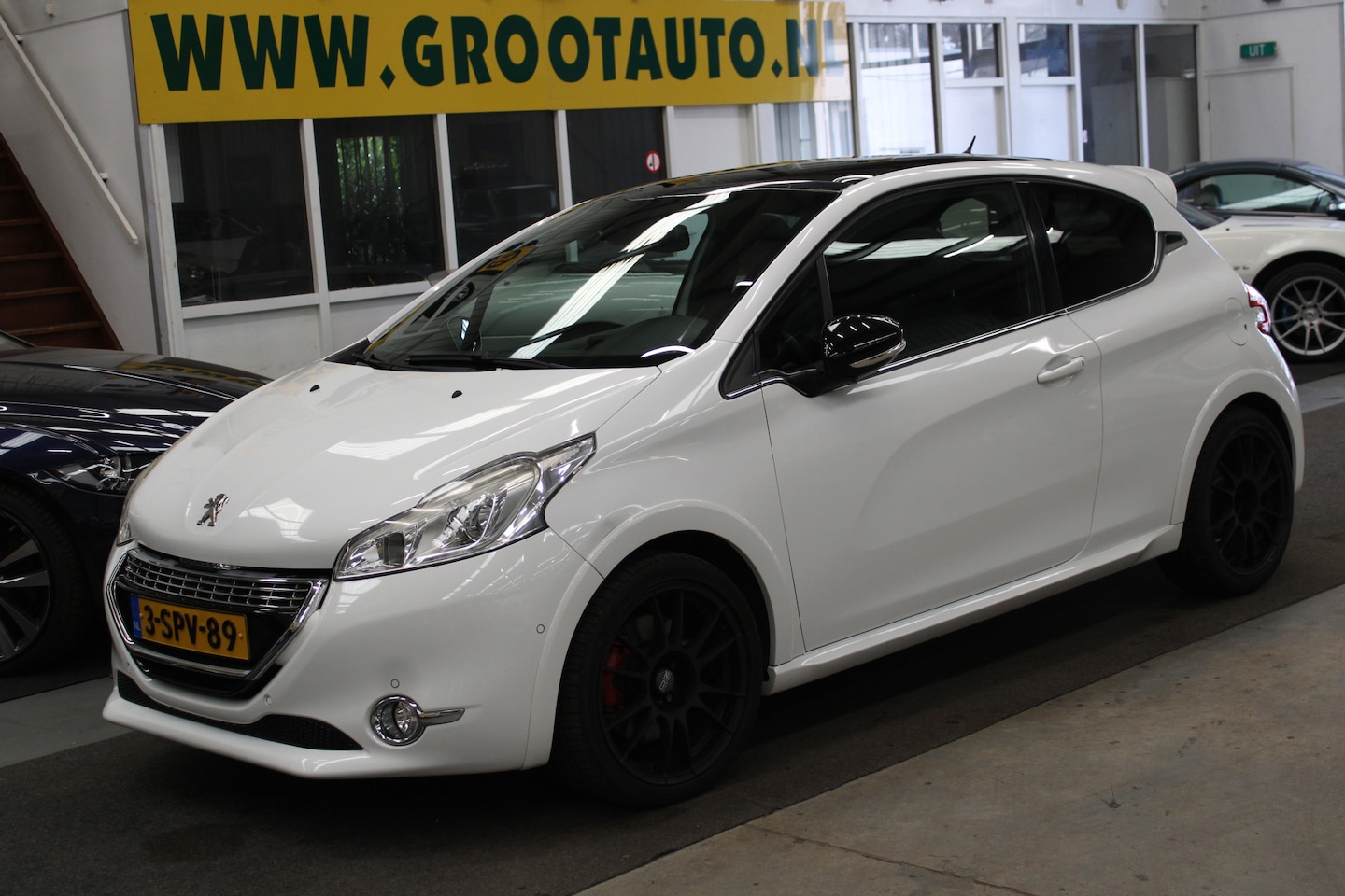 Peugeot 208 - 1.6 THP XY 75.477km NAP, Panoramadak, Airco, Cruise control, Navi - AutoWereld.nl