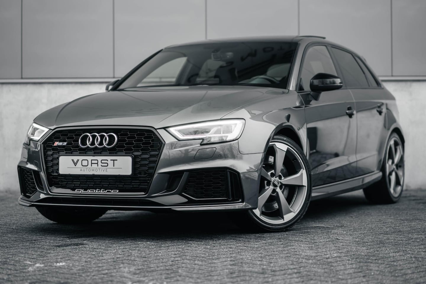 Audi A3 Sportback - 2.5 TFSI RS 3 quattro 2.5 TFSI RS 3 quattro - AutoWereld.nl