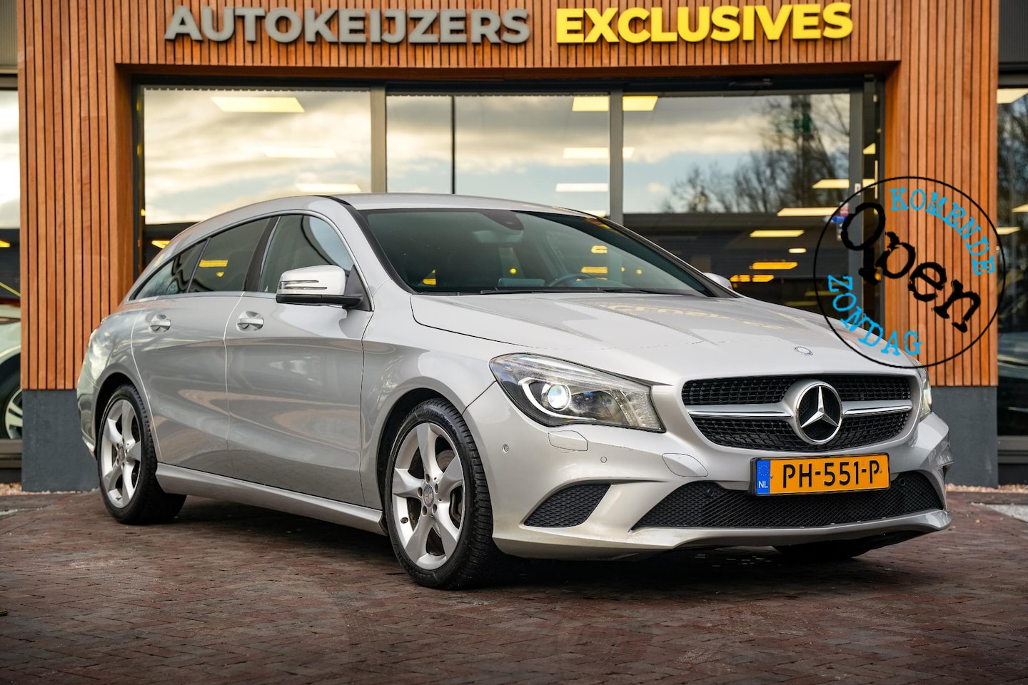 Mercedes-Benz CLA-klasse Shooting Brake - 200 d Xenon PDC Airco Radio/CD 17''LM - AutoWereld.nl