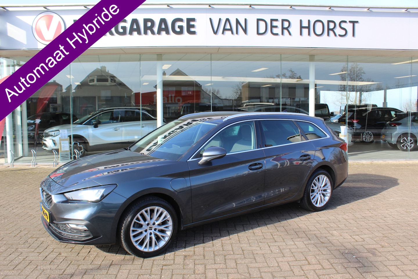 Seat Leon Sportstourer - 1.4 TSI eHybrid PHEV FR Business Intense Climate control , Adap.cruise control , Bleutooth - AutoWereld.nl