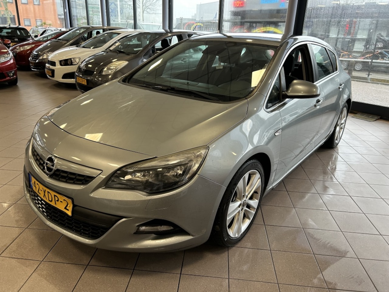 Opel Astra - 1.4 Turbo Ann. Ed. NAVI BJ 2012 !!! - AutoWereld.nl