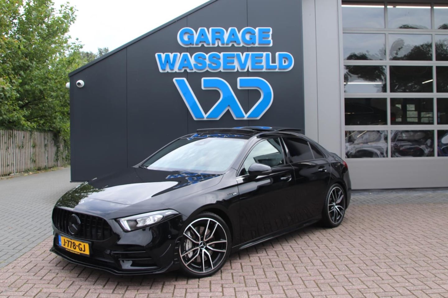 Mercedes-Benz A-klasse - Limousine A 35 AMG 306pk 4Matic Aero Pakket Pano/Schuif-kantel/Camera - AutoWereld.nl