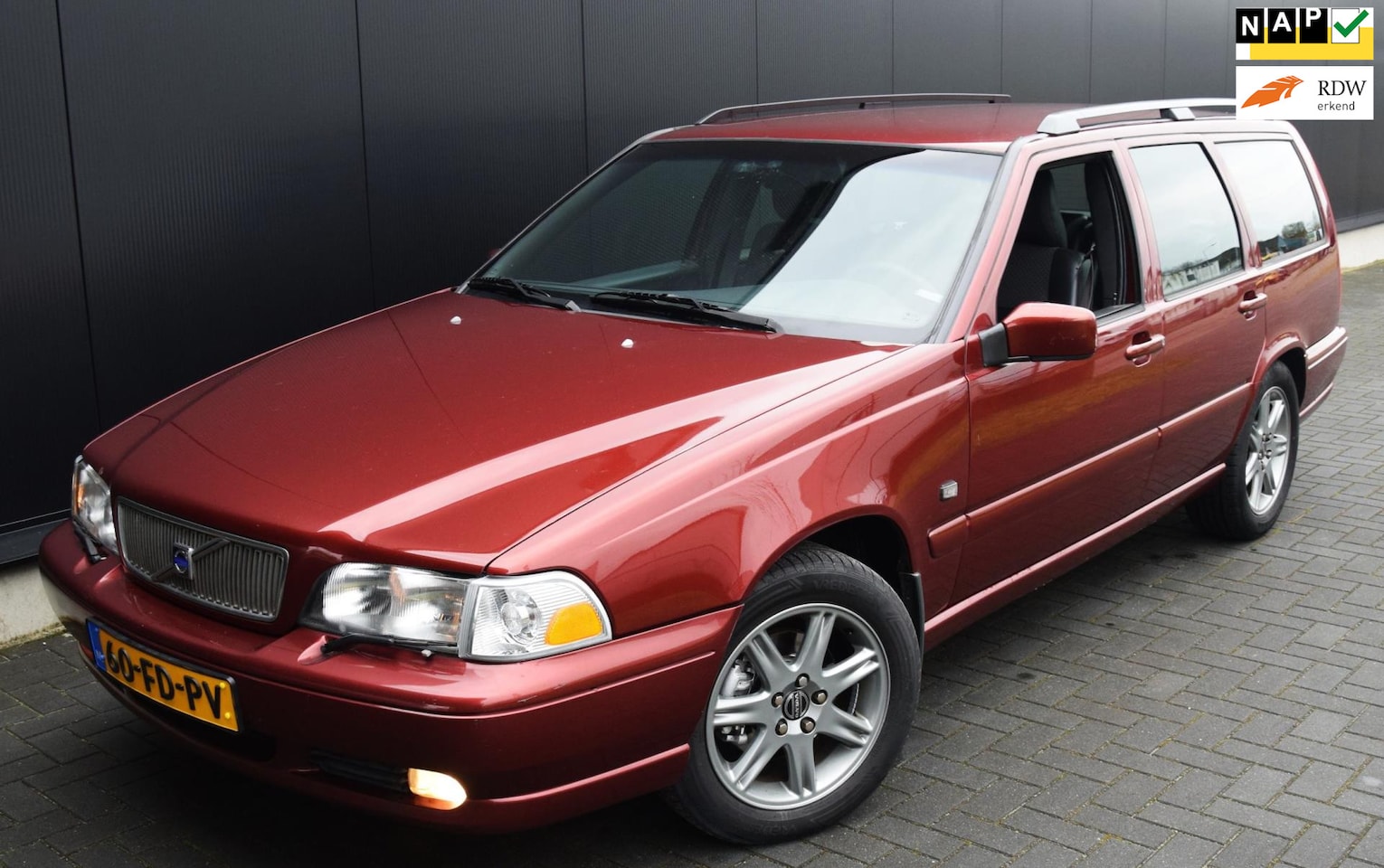 Volvo V70 - 2.4 Europa 2.4 Europa 170 pk - AutoWereld.nl