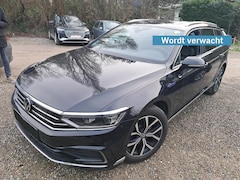 Volkswagen Passat - 1.4 TSI PHEV GTE Business | Wordt verwacht | Leder | Trekhaak | ACC |