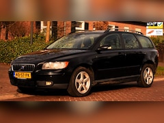 Volvo V50 - 2.4i Momentum MET AIRCO-CLIMA, CRUISE CONTROL EN MEER