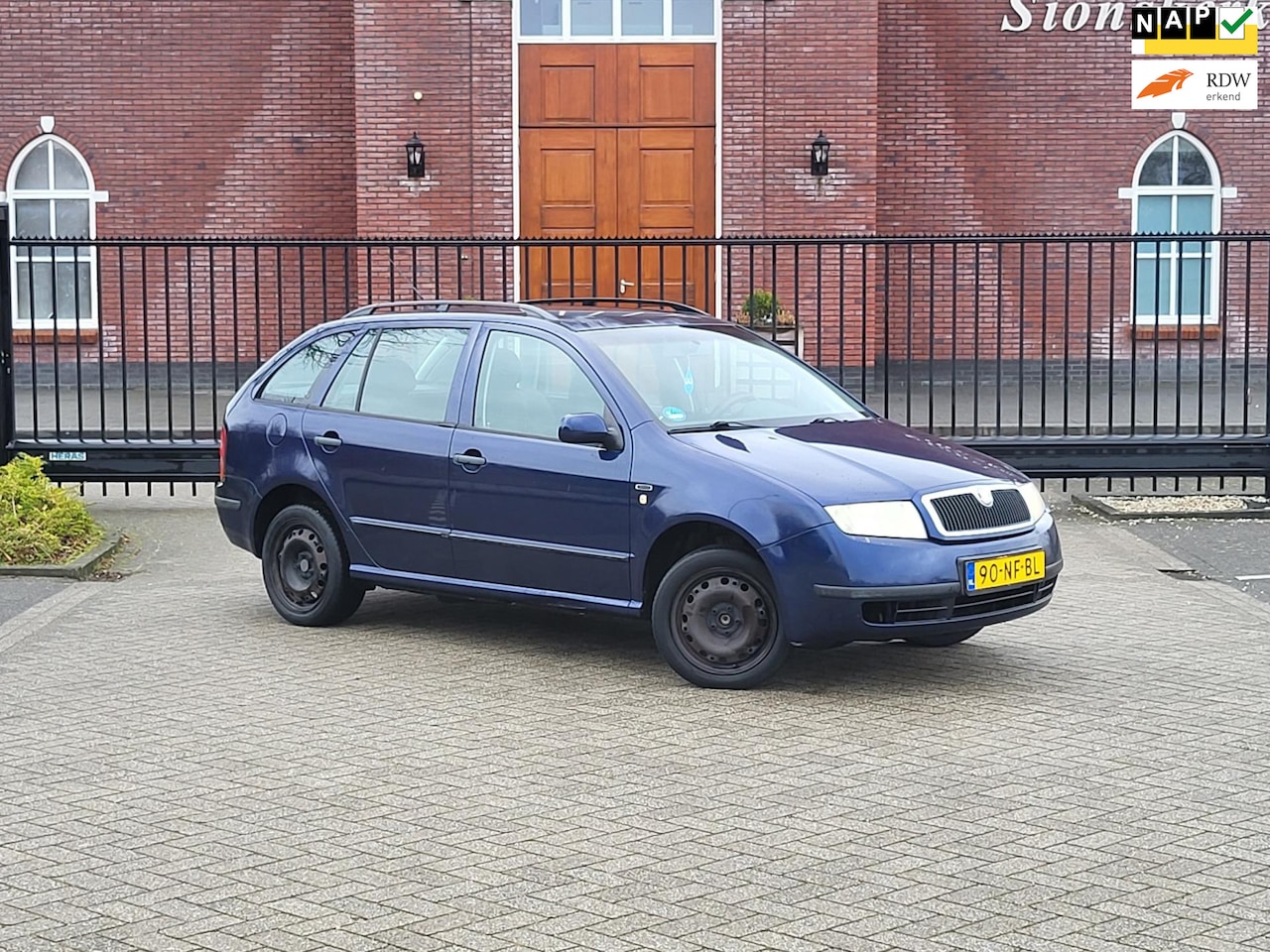 Skoda Fabia Combi - 1.4-16V Creation INRUILKOOPJE / Airco - AutoWereld.nl