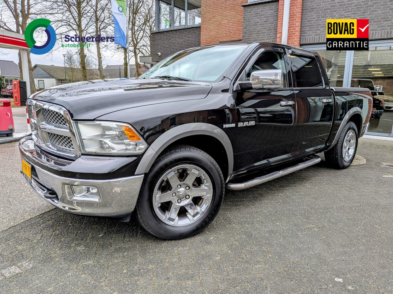 Dodge Ram 1500 - 5.7 v8 4x4 Cab 6'4 lpg,trekhaak. - AutoWereld.nl