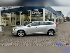 Volvo V60 - 2.0 D4 Summum