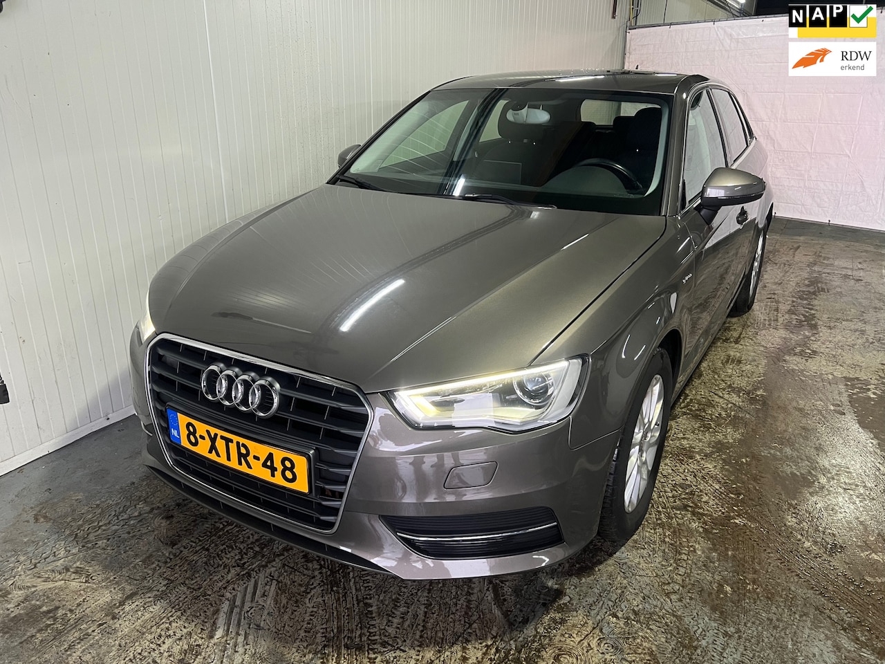 Audi A3 Sportback - 1.4 TFSI Attraction Pro Line Plus 1.4 TFSI Attraction Pro Line Plus g-tron - AutoWereld.nl