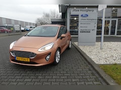 Ford Fiesta - 1.0 EcoBoost Titanium 100PK.ADAP CRUISE.APP CARPLAY.AIRCO.DODEHOEK ASS.CHROME COPPER PREMI