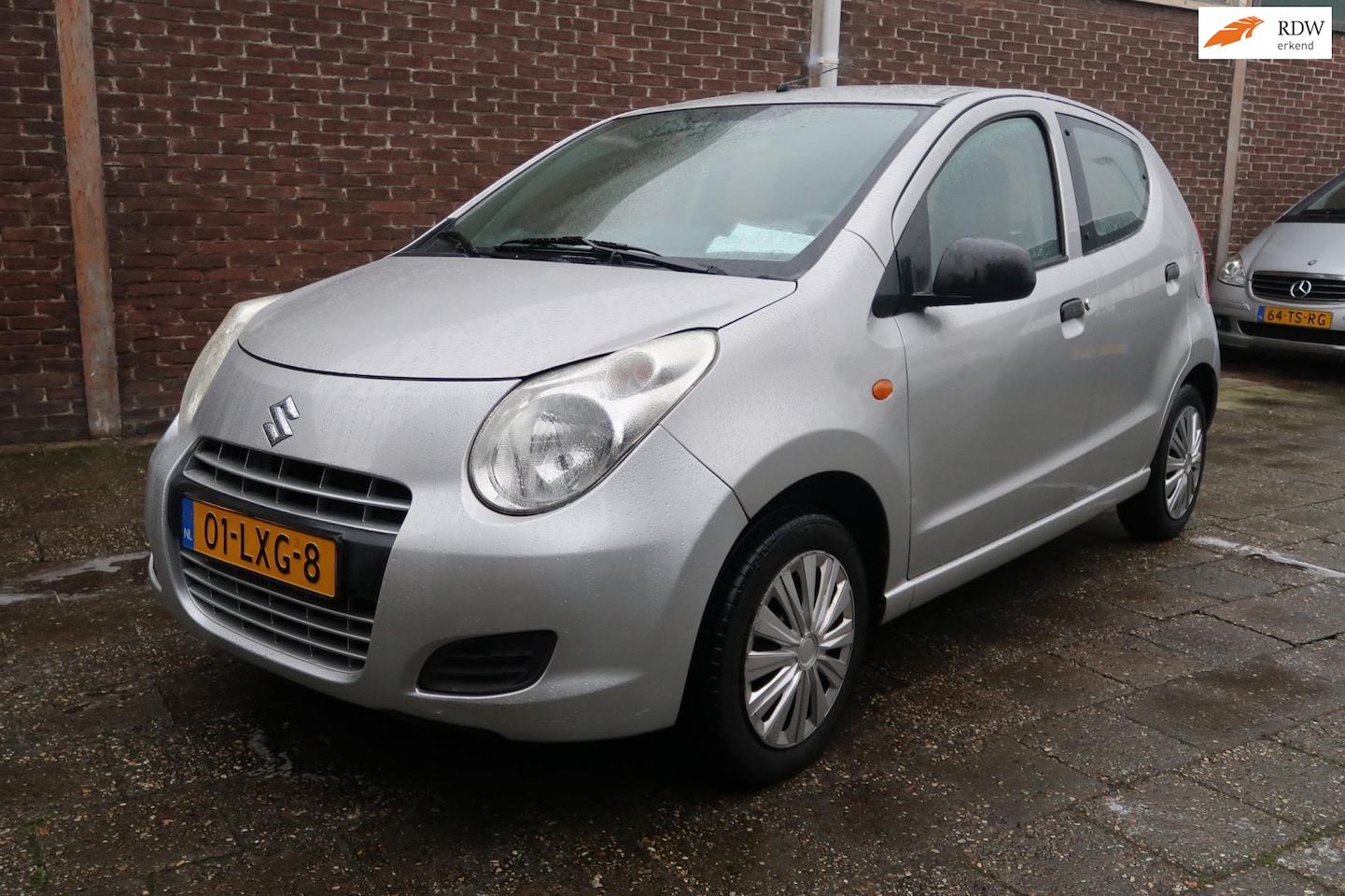 Suzuki Alto - 1.0 Comfort Plus 1.0 Comfort Plus, Airco, 2 elektrische ramen, airbag, Radio. - AutoWereld.nl