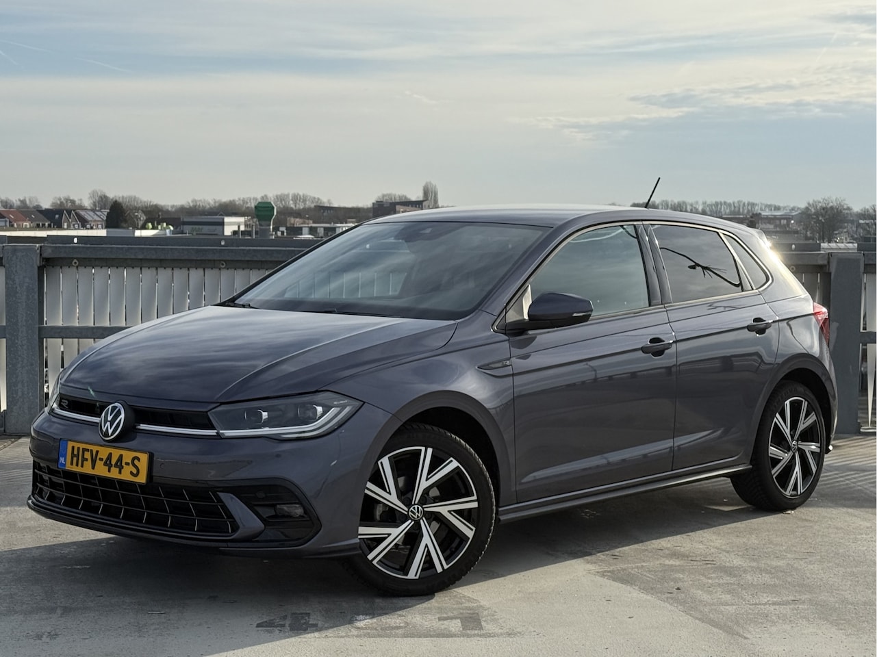 Volkswagen Polo - 1.0 TSI R-Line DSG | IQ-Light | NAV | Clima - AutoWereld.nl