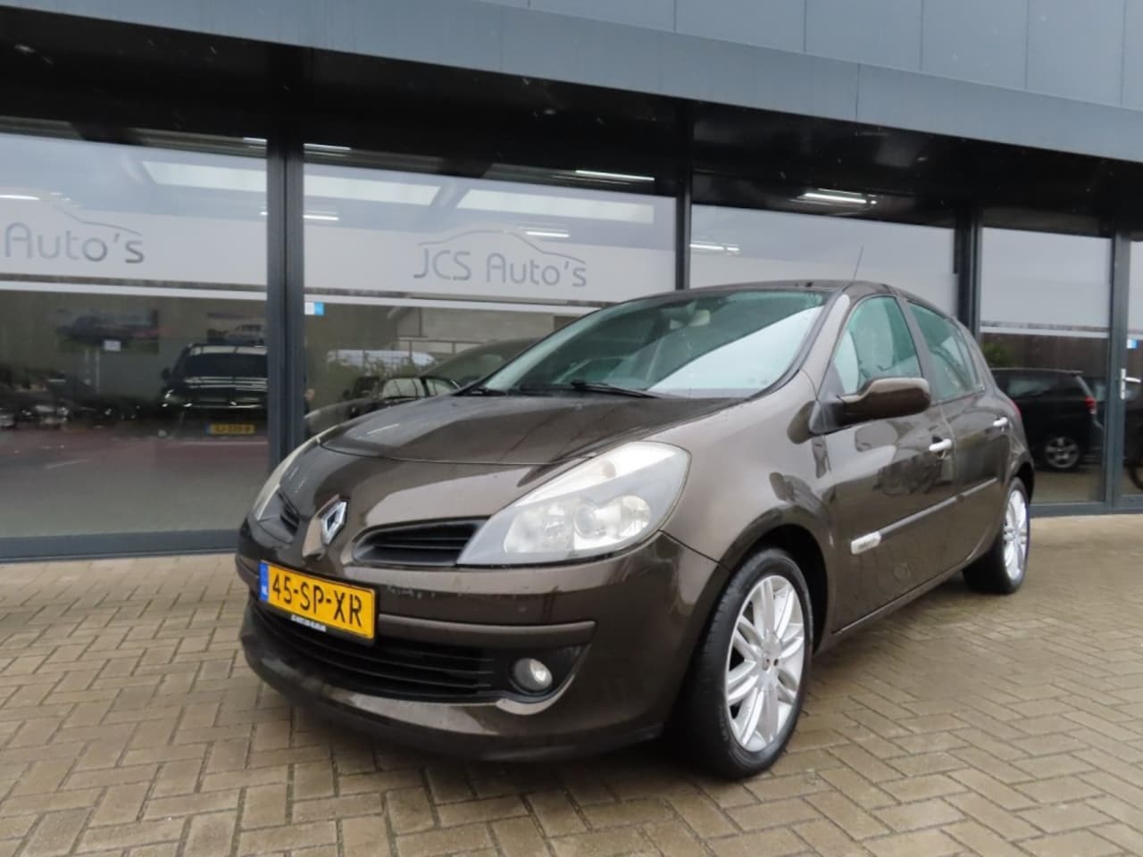 Renault Clio - 1.6-16V Initiale Ecc Leder Panorama Dak 2006 - AutoWereld.nl