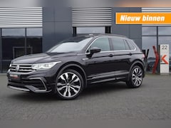 Volkswagen Tiguan - 1.5 TSI DSG R-Line /Panodak /IQ LED Matrix /Navi /20 Inch LM/ACC