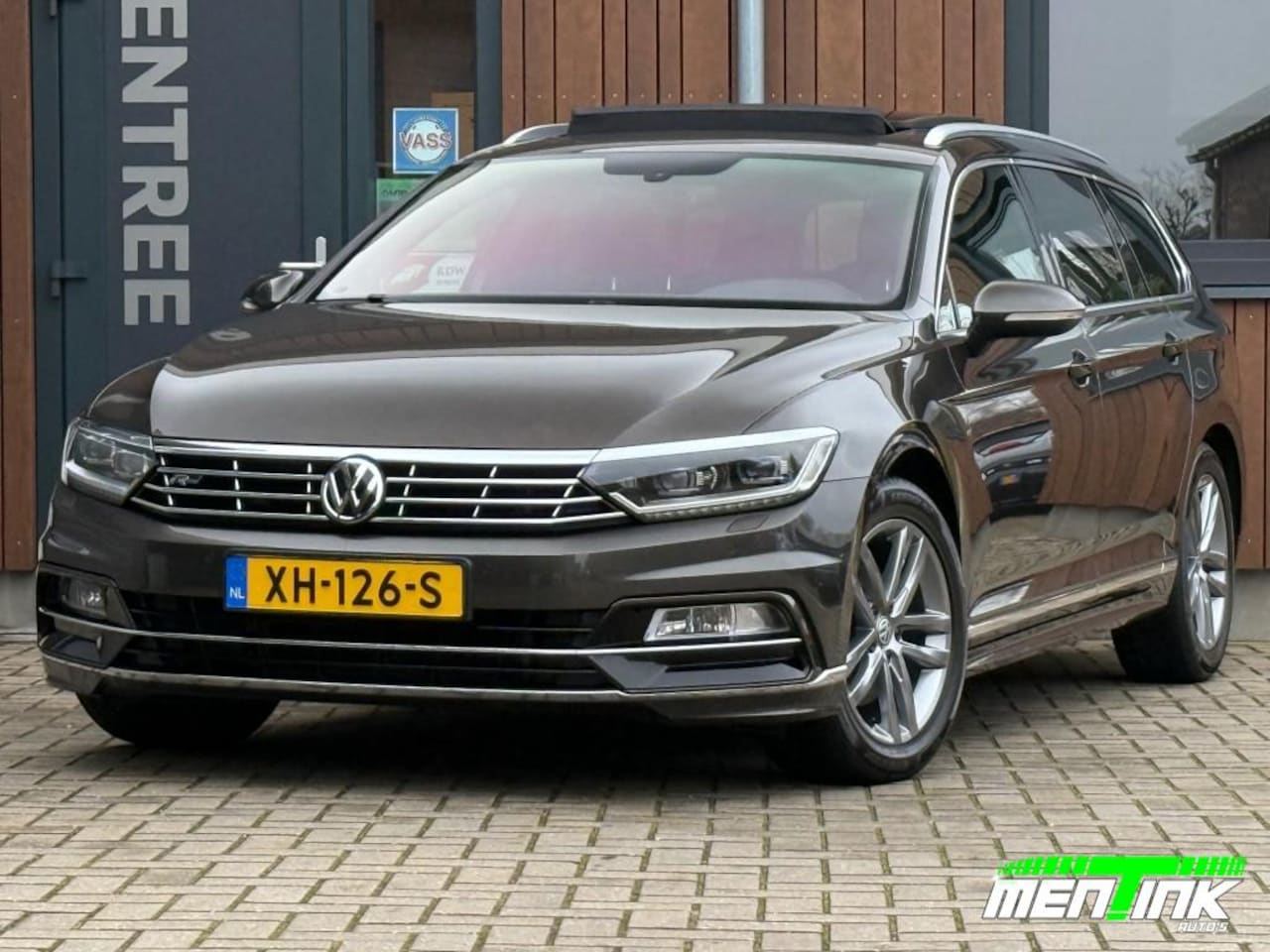 Volkswagen Passat - 1.4 TSI DSG R-Line Pano Trekhaak Stoelverw. Led Vol! - AutoWereld.nl