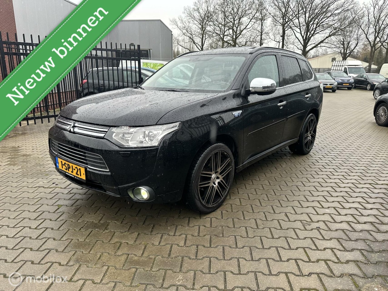 Mitsubishi Outlander - 2.0 PHEV Intense + - AutoWereld.nl