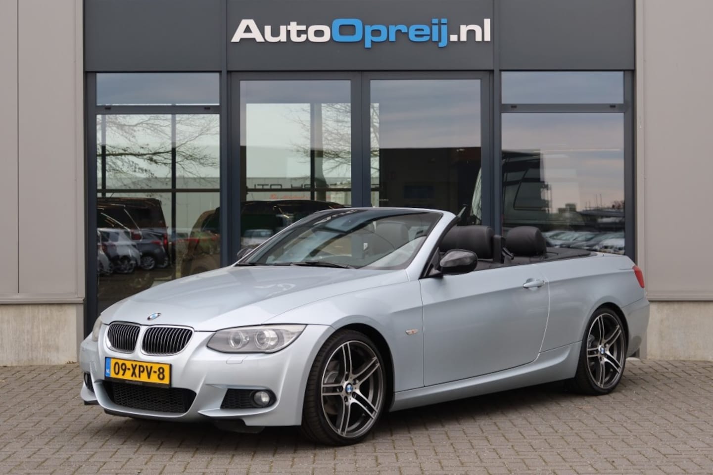 BMW 3-serie Cabrio - 320i Cabrio AUTOMAAT M-Sport Ed. Peformance NAVI, Leder, Trekhaa - AutoWereld.nl