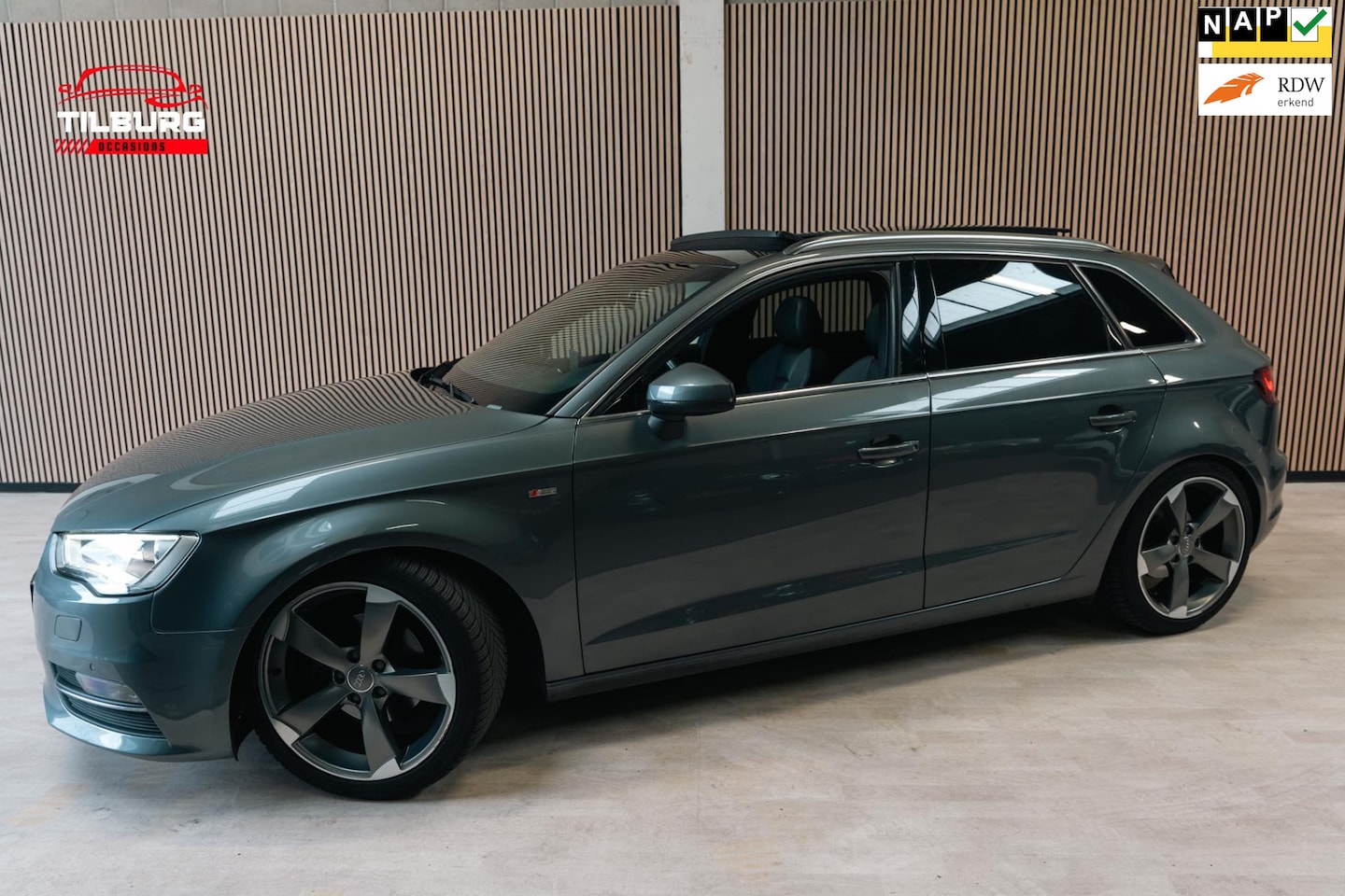 Audi A3 Sportback - 1.4 TFSI S-Line | PANO | KEYLES | NAVI | - AutoWereld.nl