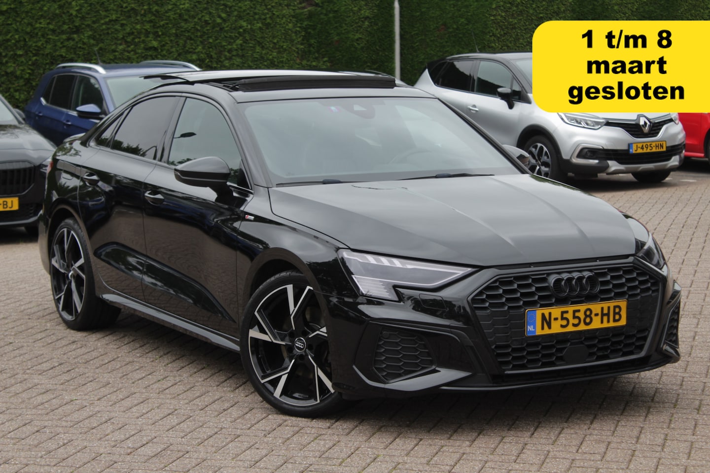 Audi A3 Limousine - 30 TFSI S edition / Panoramadak / Camera / Head-up / Luxe Leder / B&O / Carbon spoiler / D - AutoWereld.nl