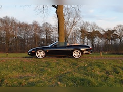 Jaguar XKR - 4.2 V8 Convertible SC – Midnight Black –141.310km Y2003