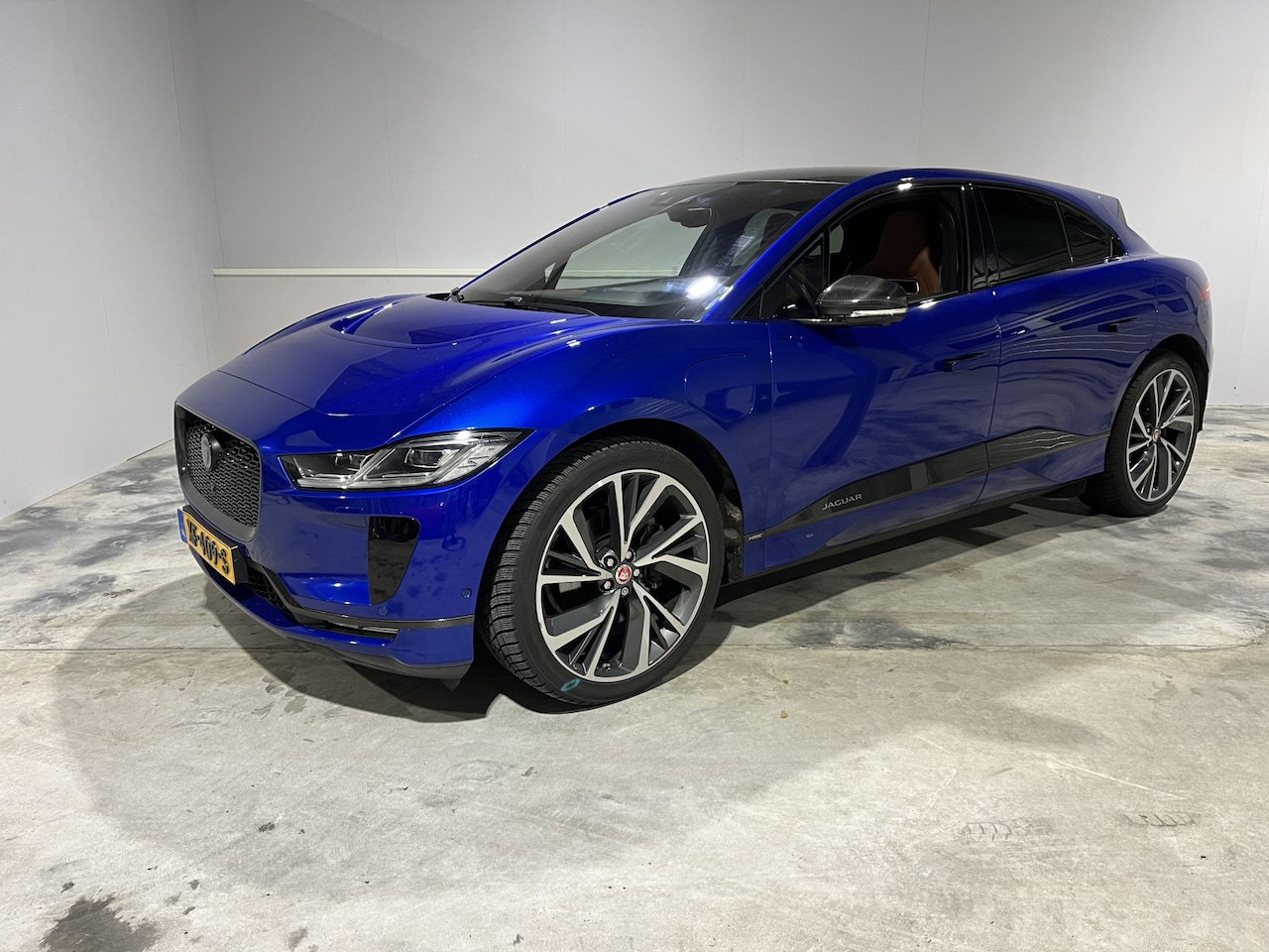 Jaguar I-PACE - EV400 First Edition 90 kWh zeer compleet van stuur verwarming tot luchtvering - AutoWereld.nl