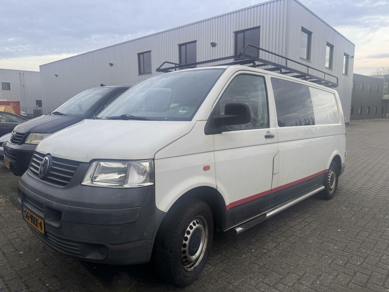 Volkswagen Transporter - 2.5 TDI 340 motor kapot - AutoWereld.nl