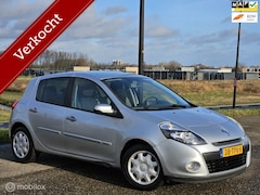 Renault Clio - 1.5 dCi Navi| Airco| Cruise| Parrot| Nap| Boekj