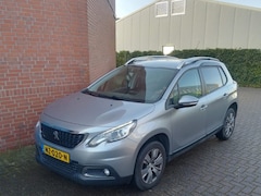 Peugeot 2008 - 1.2 PureT. Blue Lion