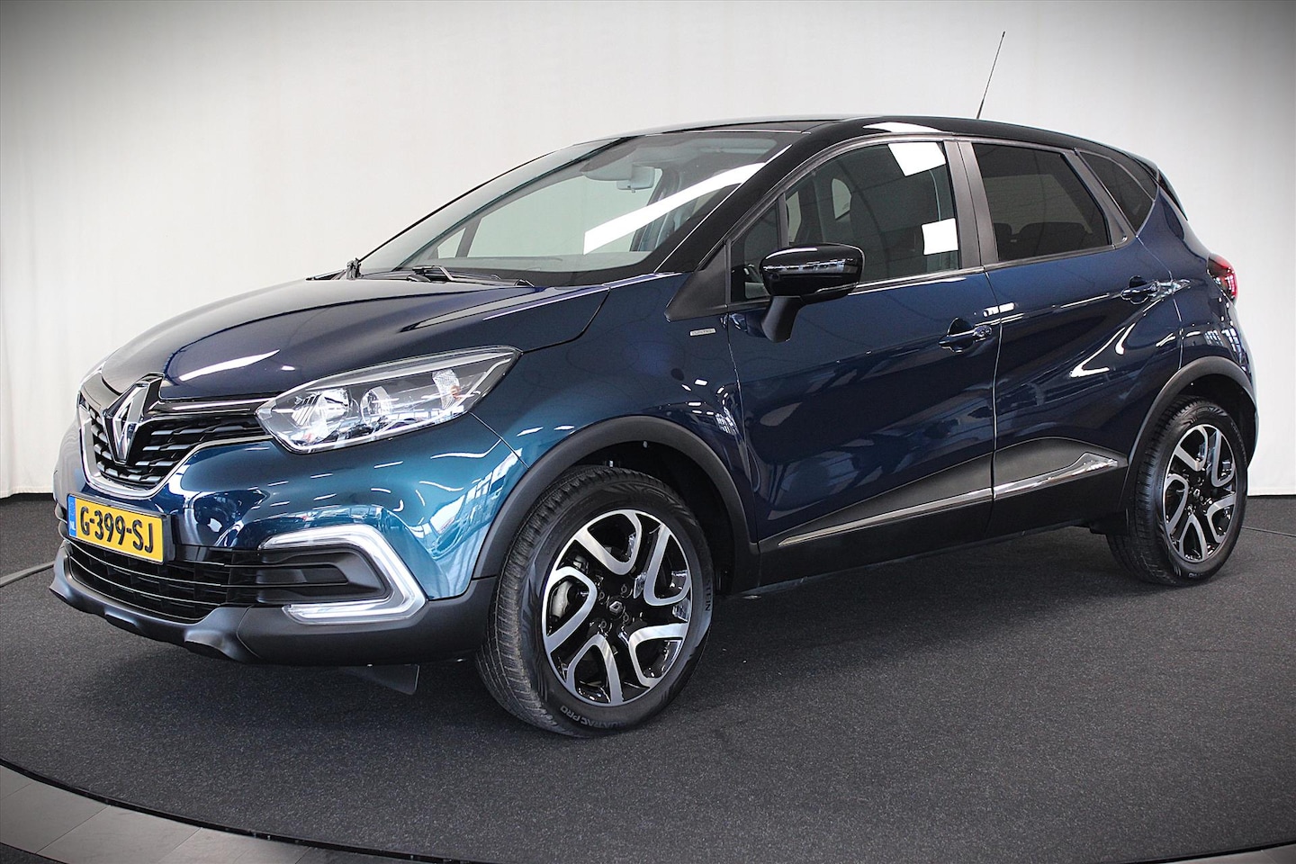 Renault Captur - TCe 130pk Intens - AutoWereld.nl