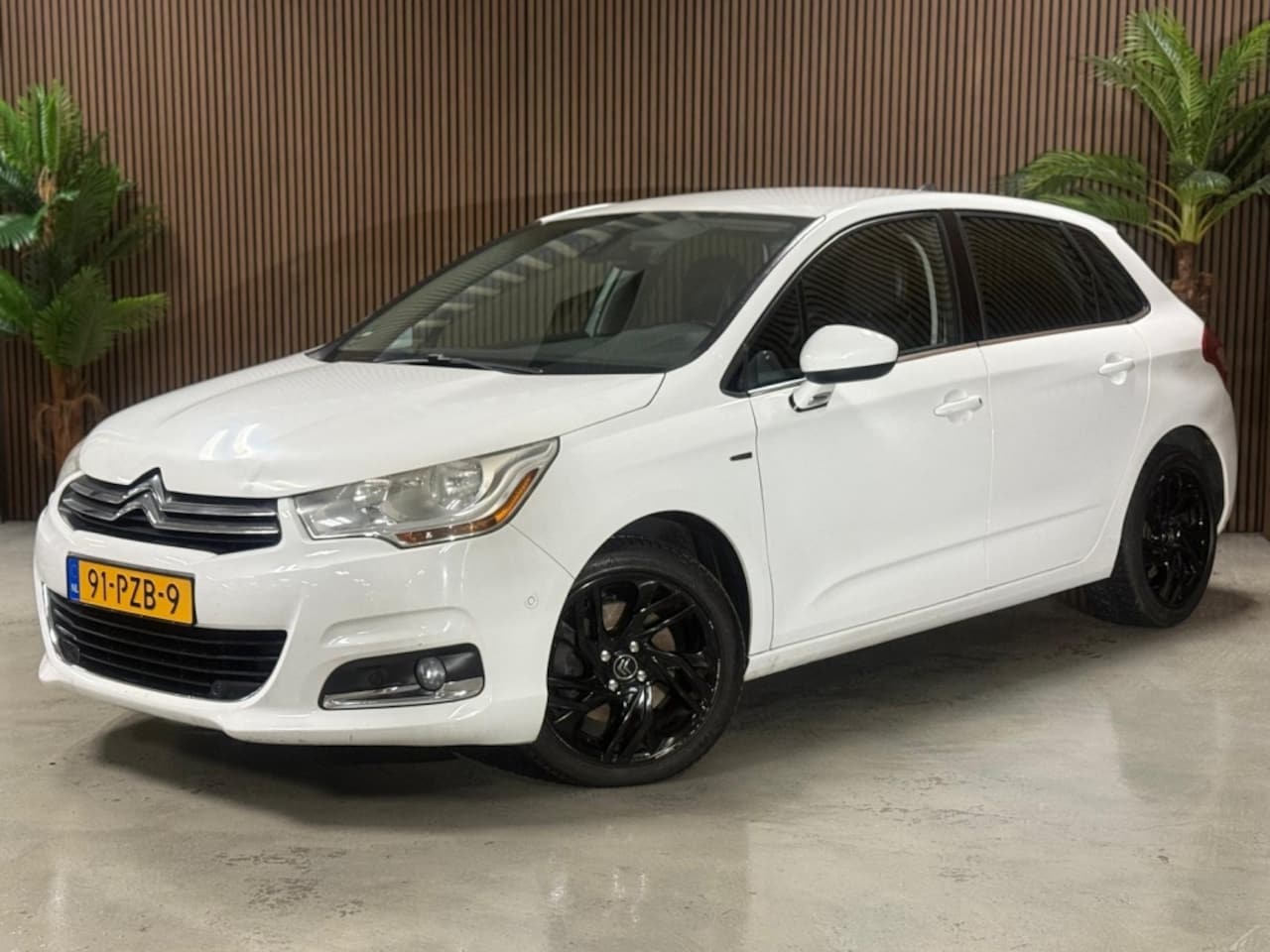 Citroën C4 - 1.6 THP Exclusive 1.6 THP Exclusive - AutoWereld.nl