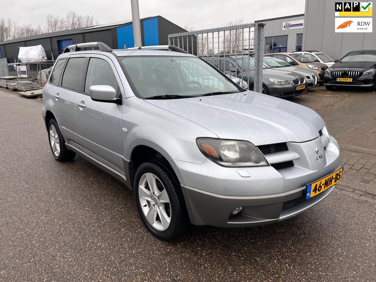 Mitsubishi Outlander Sport - 2.0 4WD Warrior - AutoWereld.nl