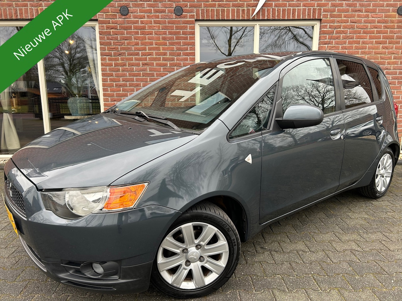 Mitsubishi Colt - 1.3 Edition Two NIEUWE APK / TREKHAAK / AIRCO / CRUISE / LMV - AutoWereld.nl