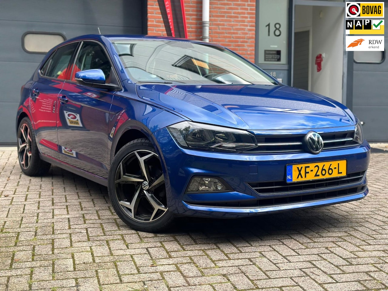 Volkswagen Polo - 1.0 TSI Business/Adaptief Cruise/Elektrische climate control/NAP/Elek.pakket/Luxe/APK/Bova - AutoWereld.nl