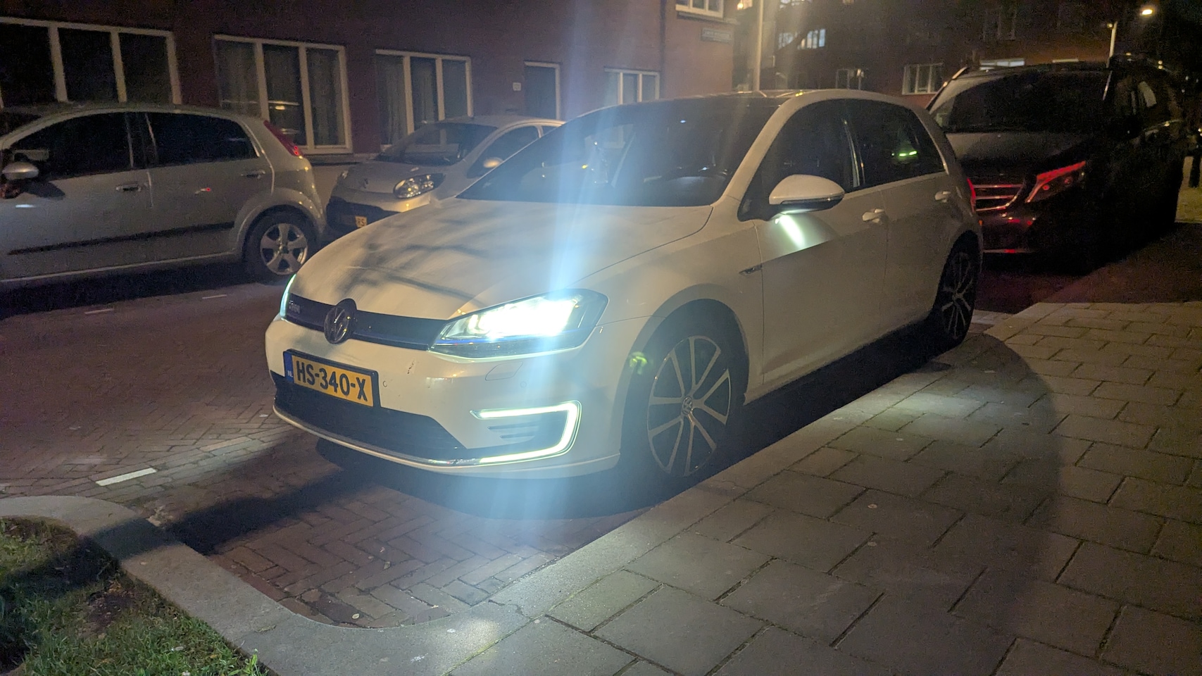 Volkswagen Golf - 1.4 TSI GTE LED GTE Pano NAVI CLIMA CRUISE CAMERA STOELVERWARMING - AutoWereld.nl