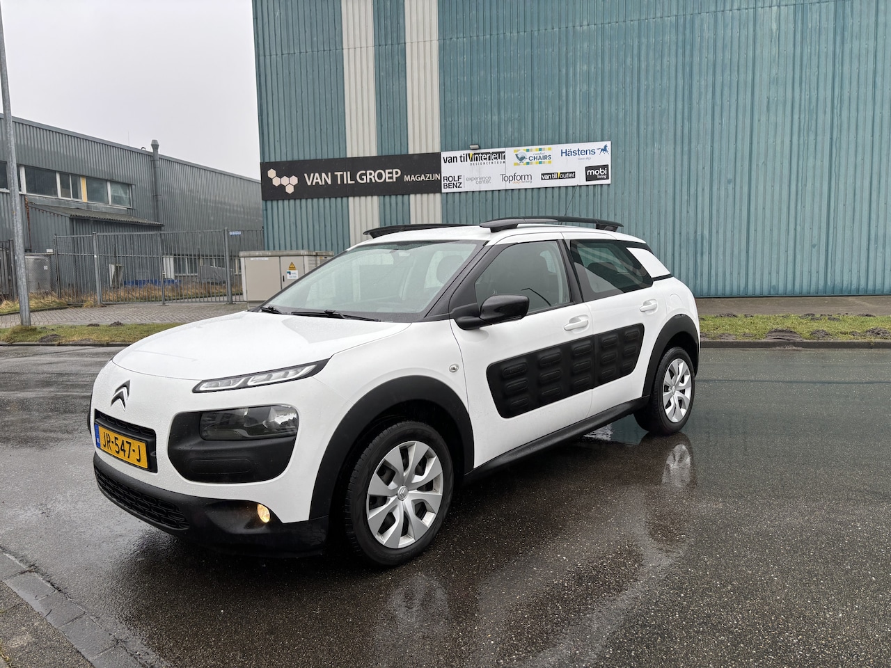 Citroën C4 Cactus - 1.2i PureTech Feel 82 PK. Mooie en als nieuw rijdende auto !!! - AutoWereld.nl