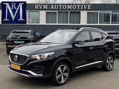 MG ZS - EV Luxury 45 kWh ORIG. NL. NAP KM. | TREKHAAK | LEDER | PANO