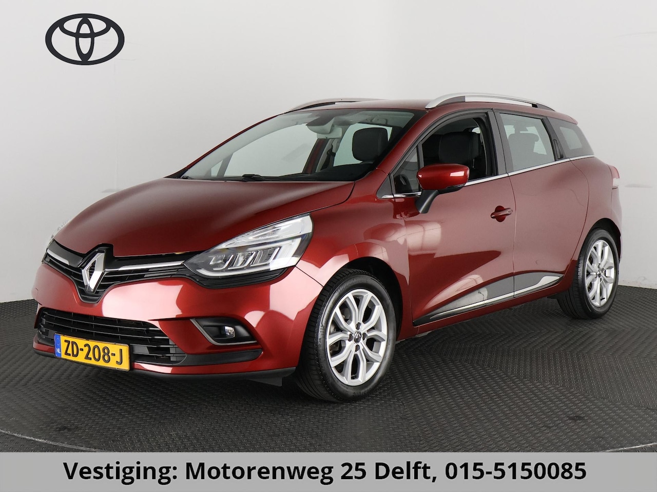 Renault Clio Estate - TCe Intens 1e EIG. LEDER.NAVI KEYLESS.PREMIUM AUDIO.LMV.CLIMA.CRUISE TOT 2 JAAR GARANTIE* - AutoWereld.nl