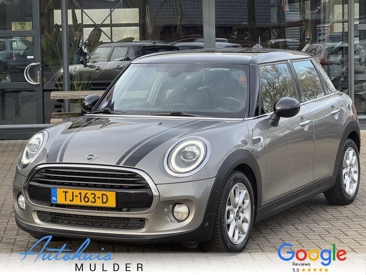 MINI Cooper - Mini 1.5 Chili Automaat/Cruise/Led/LederPDC/Navigatie - AutoWereld.nl