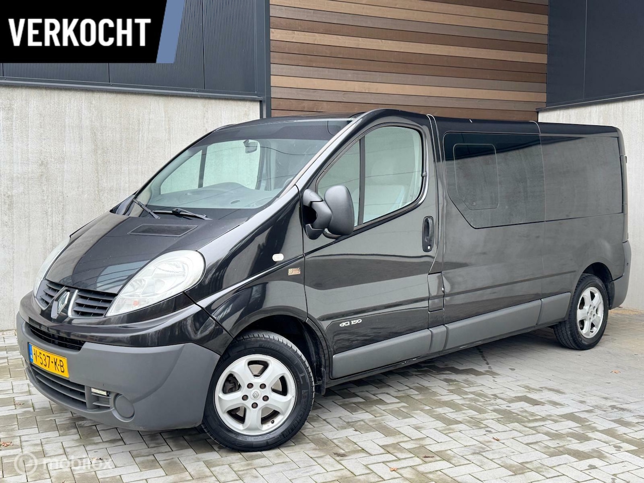 Renault Trafic - bestel 2.5 dCi T29 L2H1 DC - AutoWereld.nl