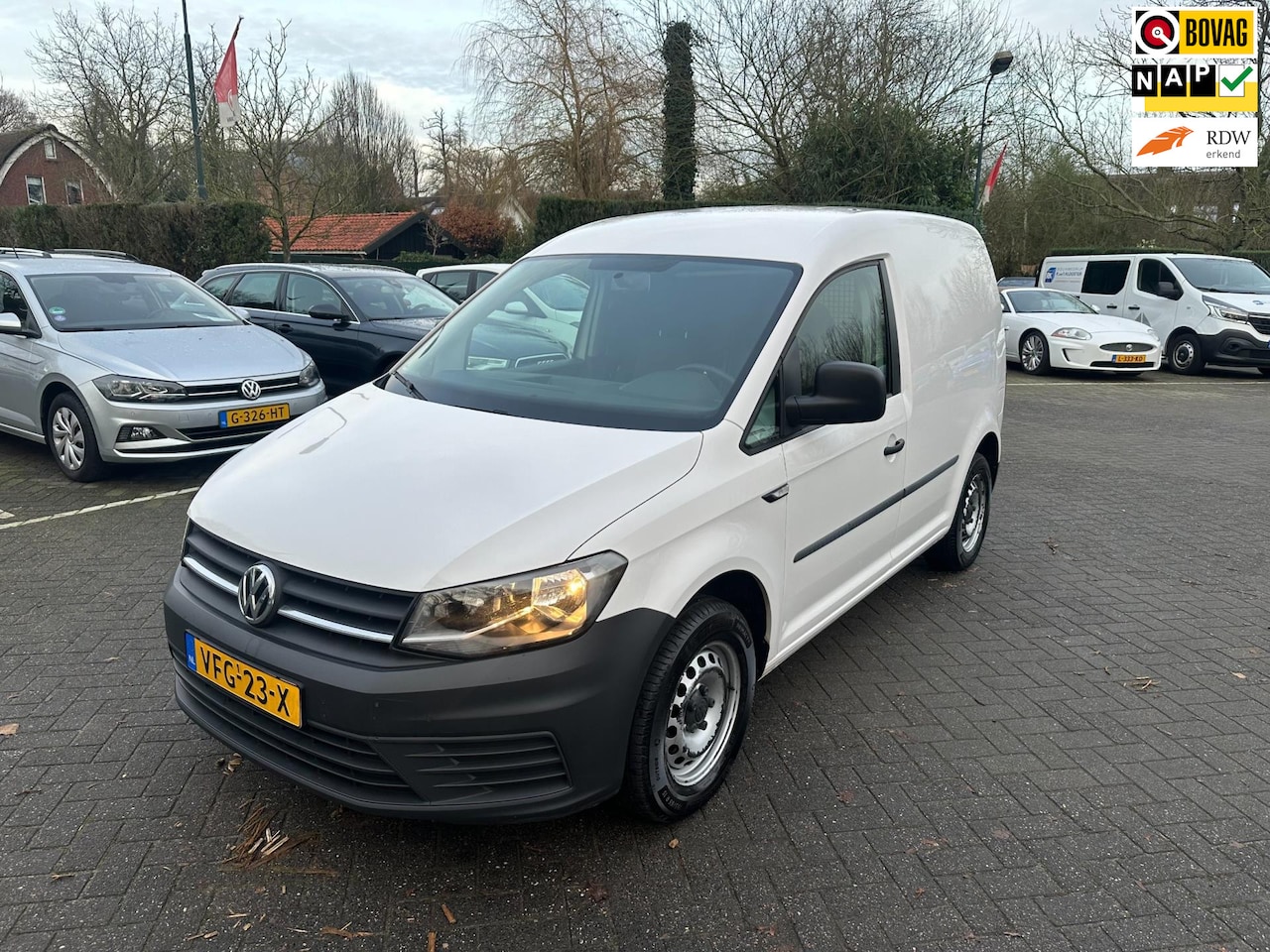 Volkswagen Caddy - 2.0 TDI L1H1 BMT Trendline 2.0 TDI L1H1 BMT Trendline , airco 109.000 KM - AutoWereld.nl