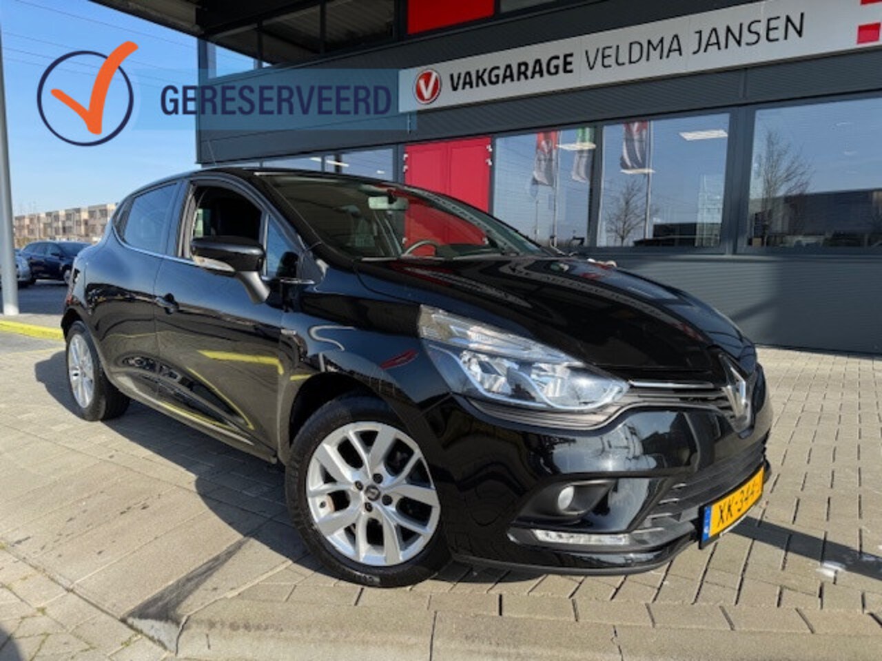 Renault Clio - GERESERVEERD 0.9 TCe LIMITED 5-DRS. + AIRCO/NAVI/LMV/PDC/CRUISE - AutoWereld.nl