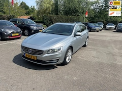 Volvo V60 - 2.4 D6 AWD Plug-In Hybrid Summum , leer , navigatie