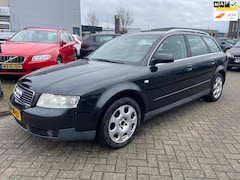 Audi A4 Avant - 2.4 Exclusive MT, Navigatie, Garantie