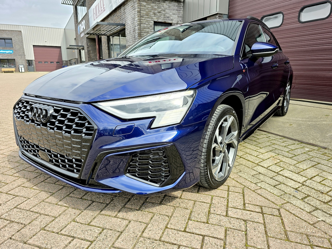 Audi A3 Sportback - 40 TFSI e Business Edition - AutoWereld.nl