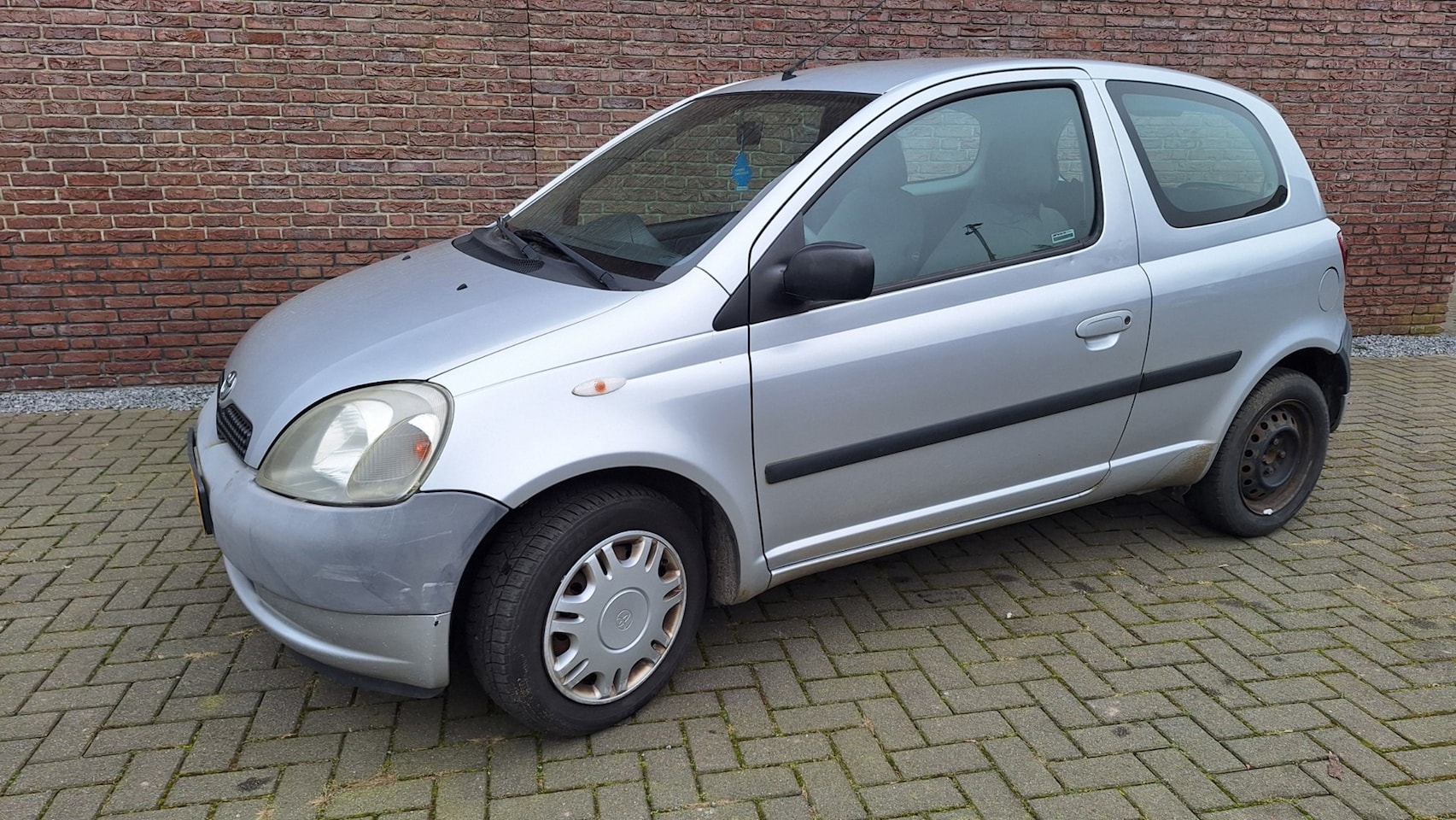 Toyota Yaris - 1.0 VVT-i 1.0 VVT-i - AutoWereld.nl