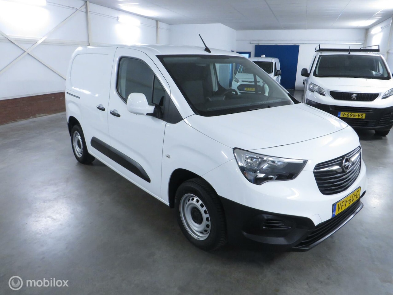 Opel Combo - 1.5D L1H1 Edition 1.5D L1H1 Edition - AutoWereld.nl