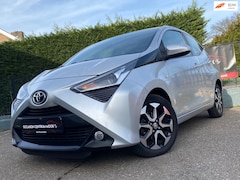 Toyota Aygo - 1.0 VVT-i x-clusiv camera*Lmv*speed limit