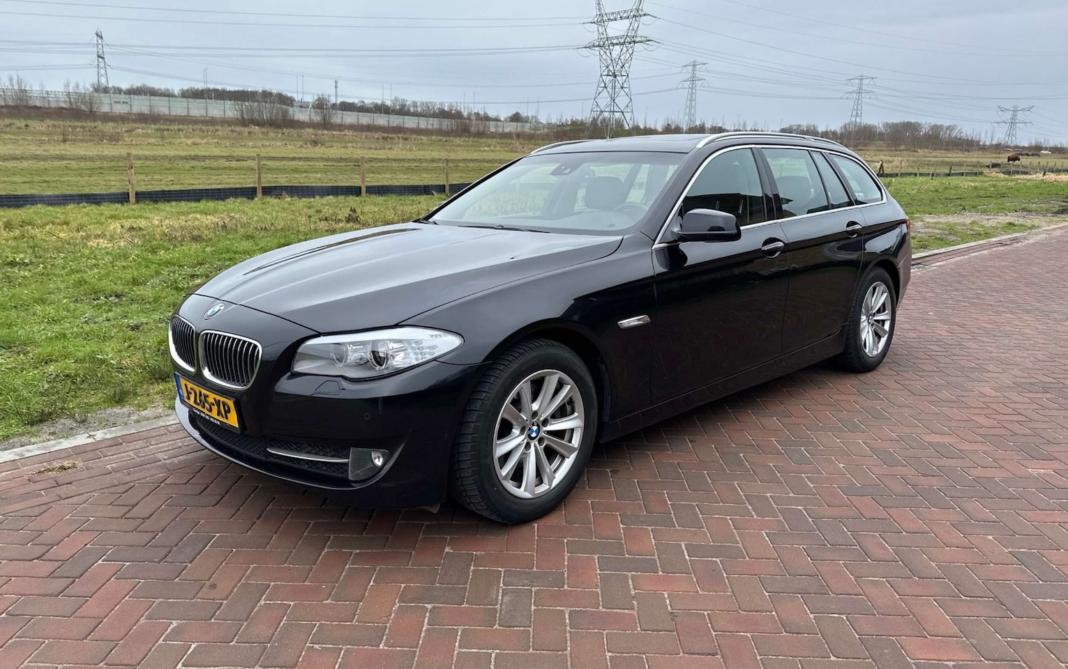 BMW 5-serie Touring - 523i Executive - AutoWereld.nl